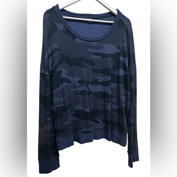 Splendid Women’s Camo Knit Pullover Top Size XL Blue Black Sweatshirt Soft - Picture 2 of 6
